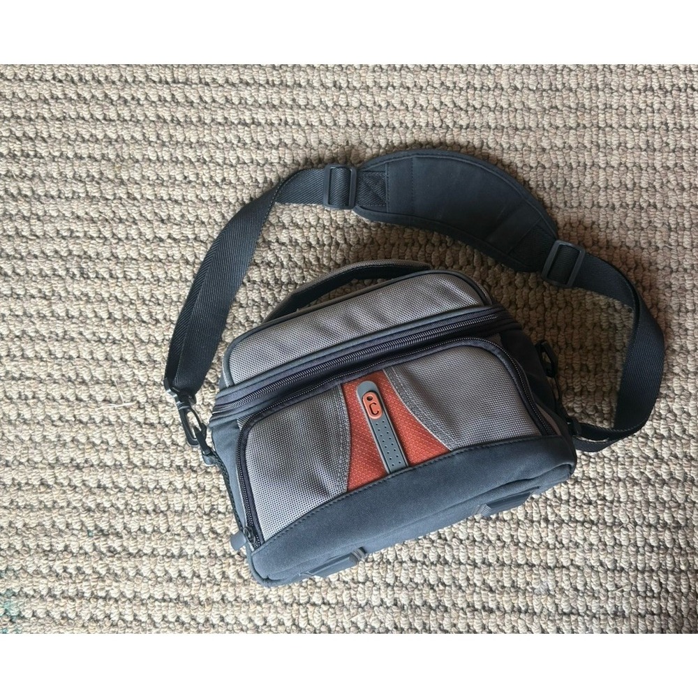 ICON C Camera Zippered Nylon Carrying Case Bag With Strap
